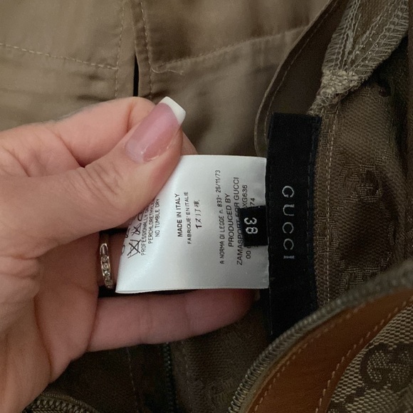 Authentic Gucci - Picture 6 of 6